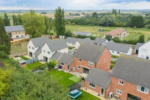4 bedroom detached house for sale, Thompsons Yard, Yaxley, PE7
