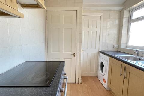 3 bedroom flat for sale, Alverthorpe Street, South Shields