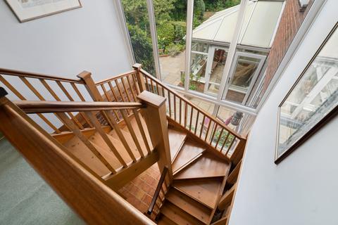 4 bedroom detached house for sale, High Street, Fordwich, Canterbury, Kent, CT2