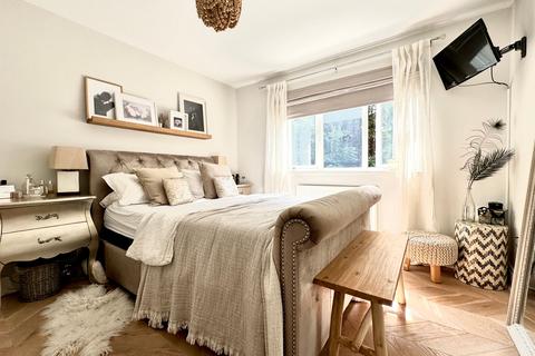 undefined, Roman Road, Hythe, SO45