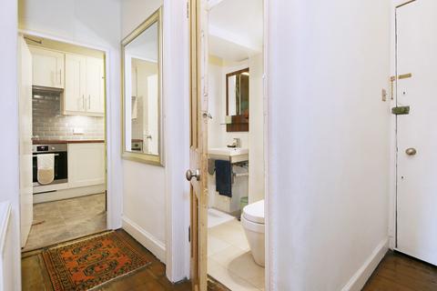 15/9 Caledonian Place, Edinburgh, EH11 2AW