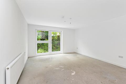 2 bedroom ground floor flat for sale, 55 Shrubhill Walk, Edinburgh, EH7 4RB