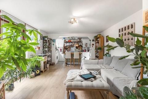 1 bedroom flat for sale, Asher Way, London E1W