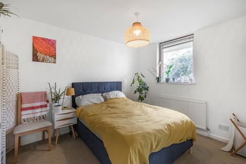 1 bedroom flat for sale, Asher Way, London E1W