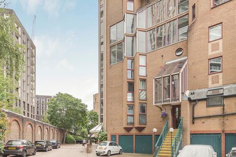 1 bedroom flat for sale, Asher Way, London E1W