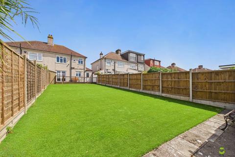 16 Cranbrook Road, Bexleyheath, DA7 5EY