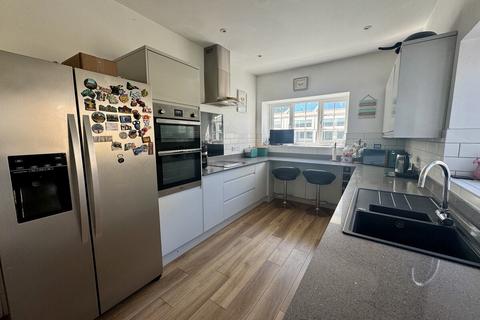 4 bedroom detached house for sale, Llys Coedlys, Valley, Anglesey, LL65