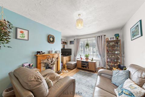 undefined, Bishops Oak Ride, Tonbridge