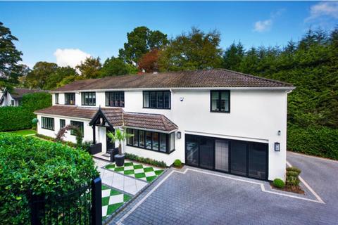 5 bedroom detached house to rent, Claverdon Drive, Sutton Coldfield B74