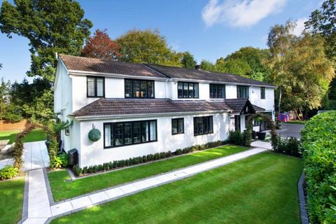 5 bedroom detached house to rent, Claverdon Drive, Sutton Coldfield B74