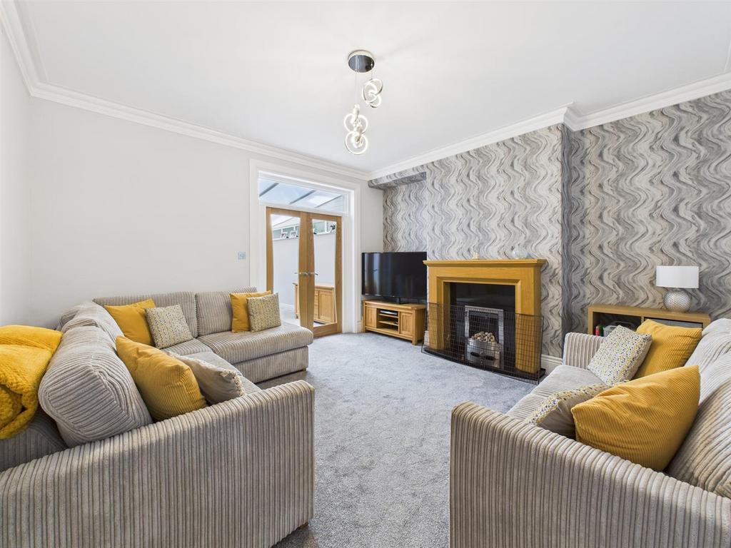 Sitting room: