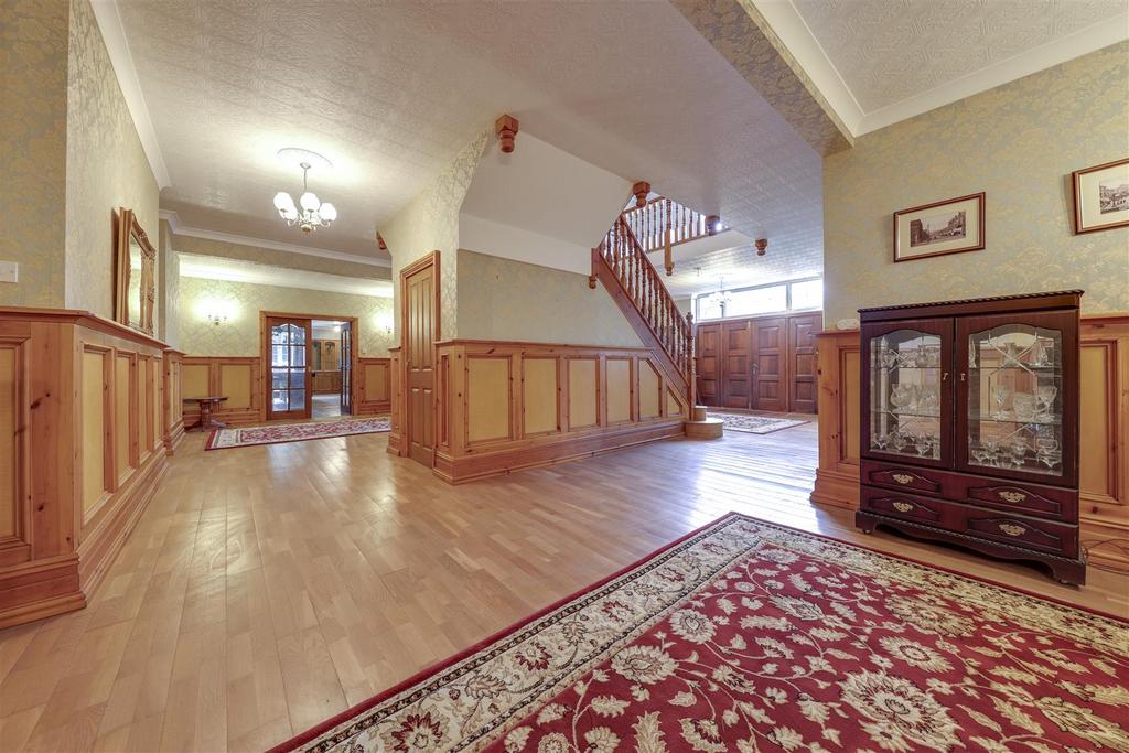 Hallway Alt