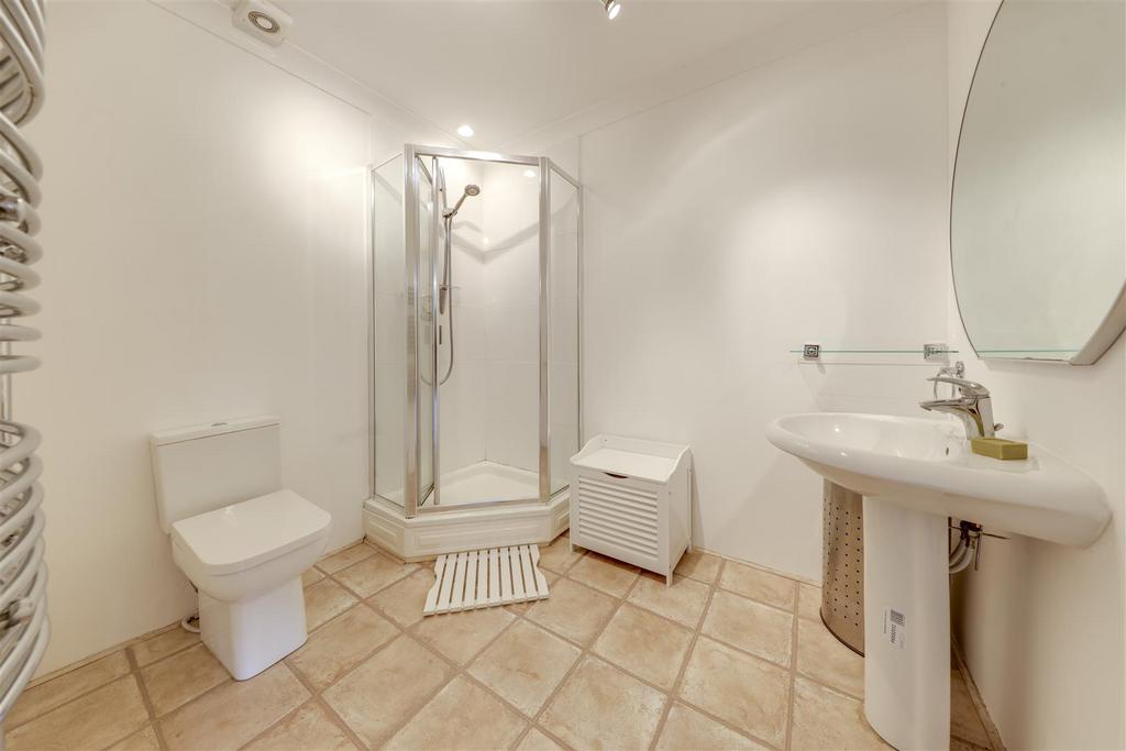 En Suite Shower