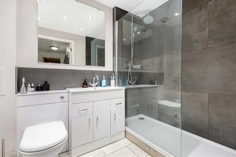 1 bedroom apartment to rent, Windmill House, Canary Wharf, London E14