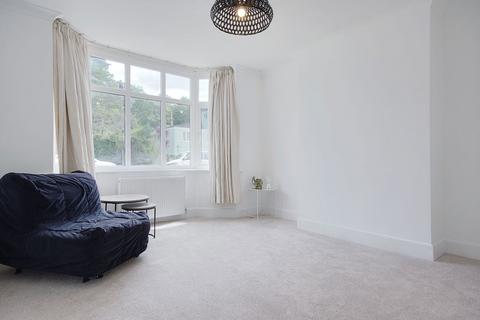 1b Annerley Road, Bournemouth, BH1 3PG