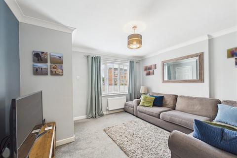 undefined, Manor Close, Nafferton, YO25 4HG