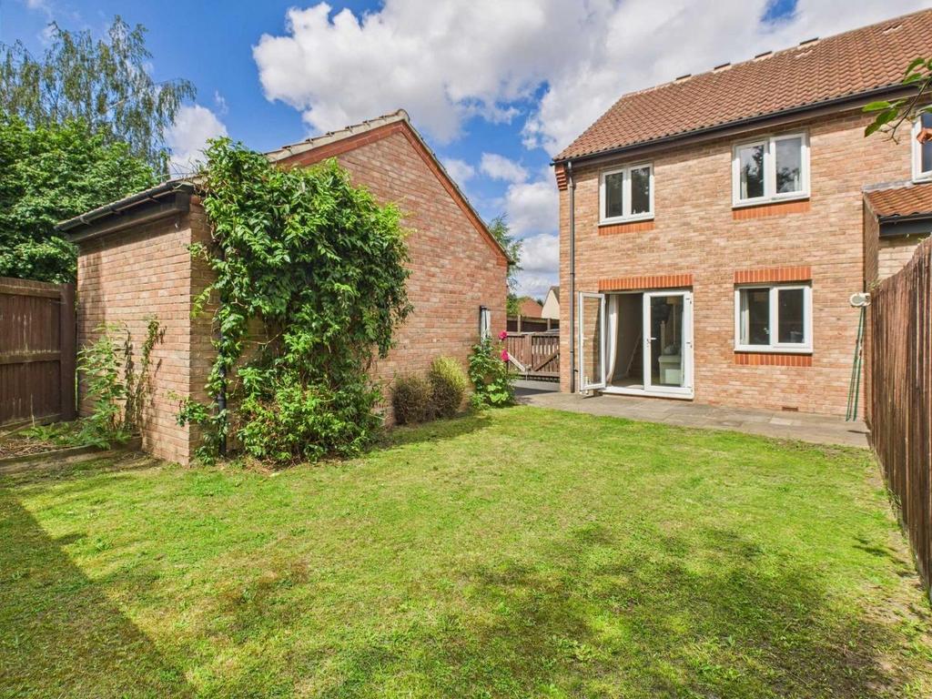 CAM04169 G0-PR0118-STILL030.jpg