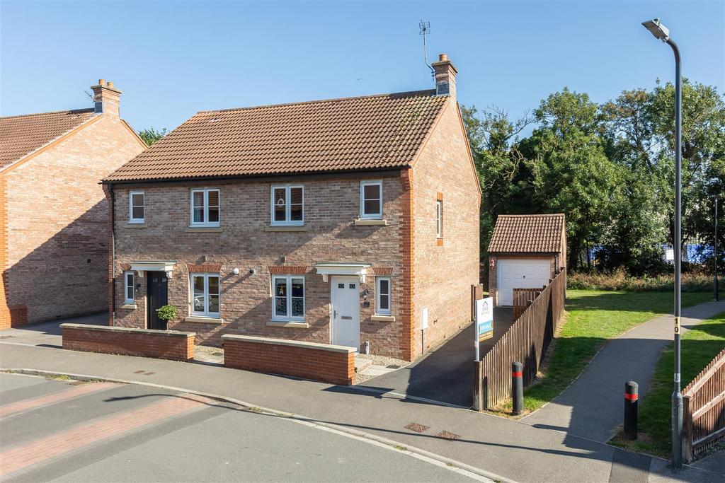 Fletton Road 77 External-1.jpg