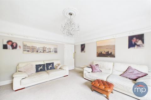 4 bedroom detached house for sale, Oak Road, Redcar