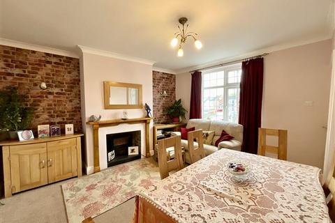 3 bedroom house for sale, High Street, Swallownest, Sheffield, S26 4TT