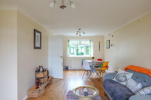 47 Ashton Drive, Frodsham, WA6 7PT