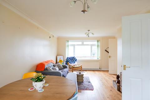 47 Ashton Drive, Frodsham, WA6 7PT