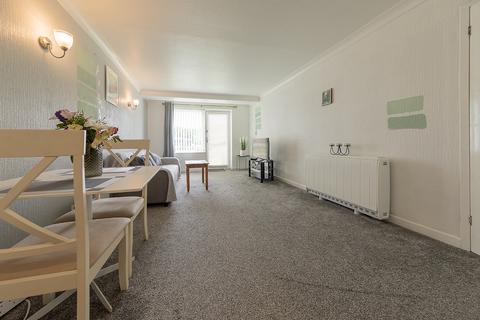 1 bedroom flat for sale, Bushfield, Peterborough PE2
