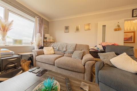 1 bedroom flat for sale, Bushfield, Peterborough PE2