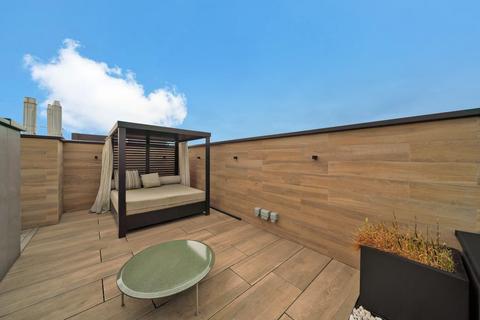 2 bedroom flat to rent, 101 on Cleveland penthouse