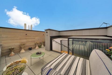 2 bedroom flat to rent, 101 on Cleveland penthouse
