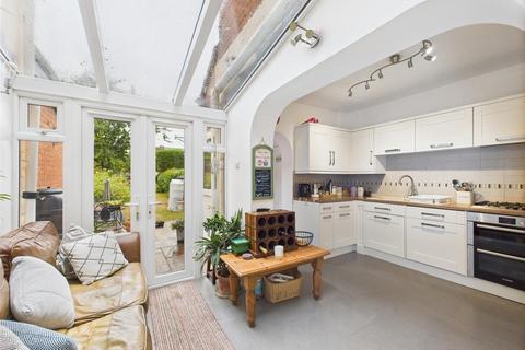 68 Church Road, Longlevens, Gloucester, GL2 0AA