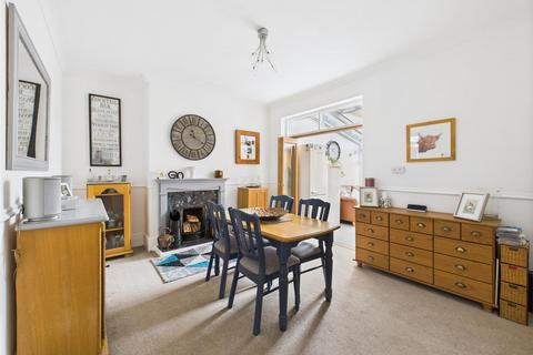 68 Church Road, Longlevens, Gloucester, GL2 0AA