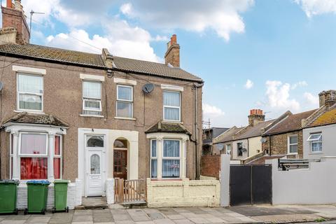 39 Kentmere Road, London, SE18 1DL