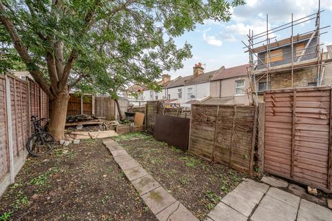 39 Kentmere Road, London, SE18 1DL