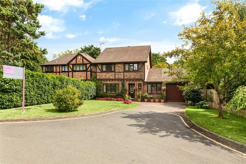 4 bedroom detached house for sale, Lyndhurst Close, Martins Heron, Bracknell, Berkshire, RG12