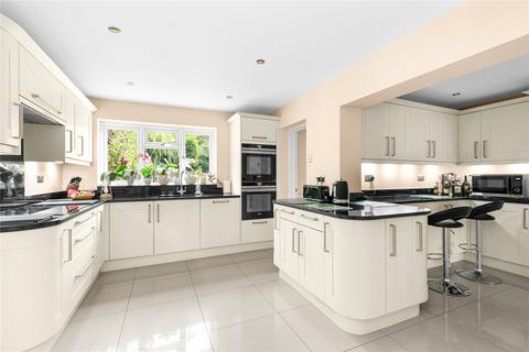 4 bedroom detached house for sale, Lyndhurst Close, Martins Heron, Bracknell, Berkshire, RG12