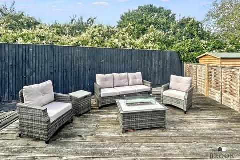 28 Broad Oak Close, Eastbourne, BN23 8LJ