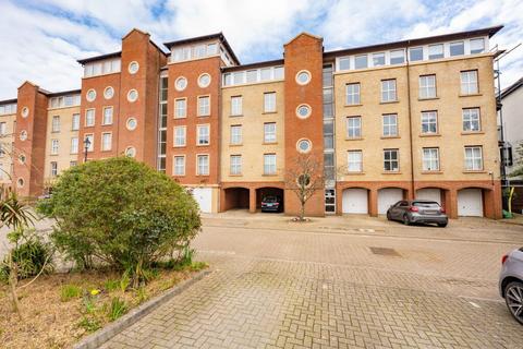 2 bedroom apartment for sale, Ocean Village, Southampton