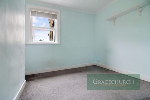 61a New River Crescent, London, N13 5RQ