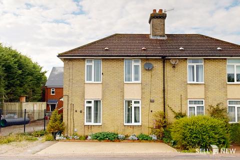 3 bedroom semi-detached house for sale, Roxton Road, Great Barford MK44