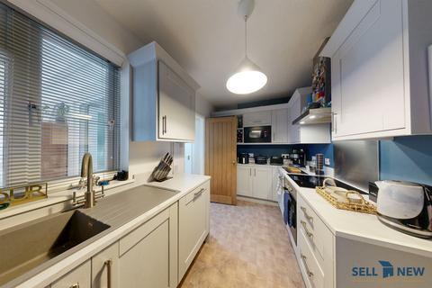 3 bedroom semi-detached house for sale, Roxton Road, Great Barford MK44
