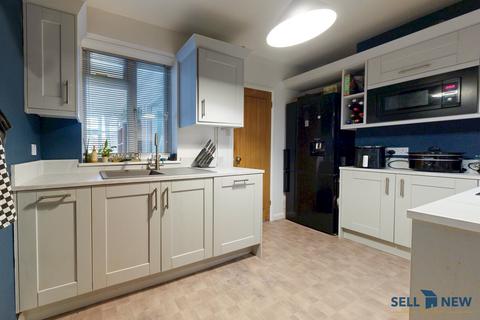 3 bedroom semi-detached house for sale, Roxton Road, Great Barford MK44