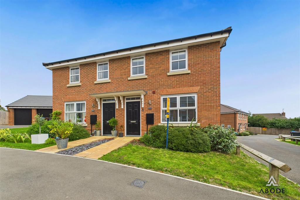 CAM04151 G0-PR0221-STILL036.jpg