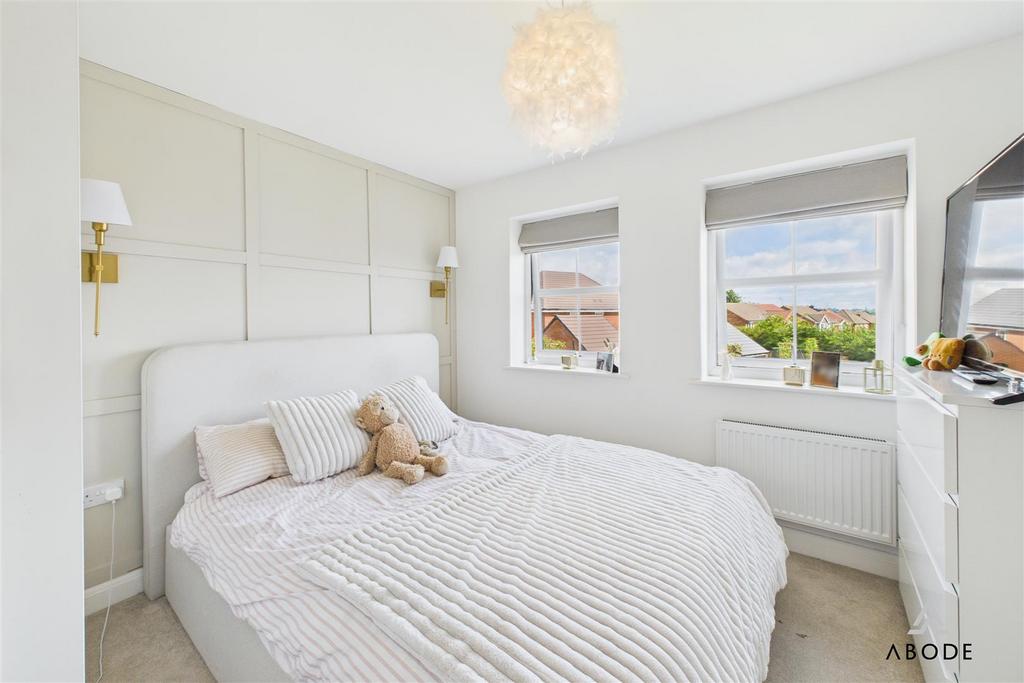 CAM04151 G0-PR0221-STILL023.jpg