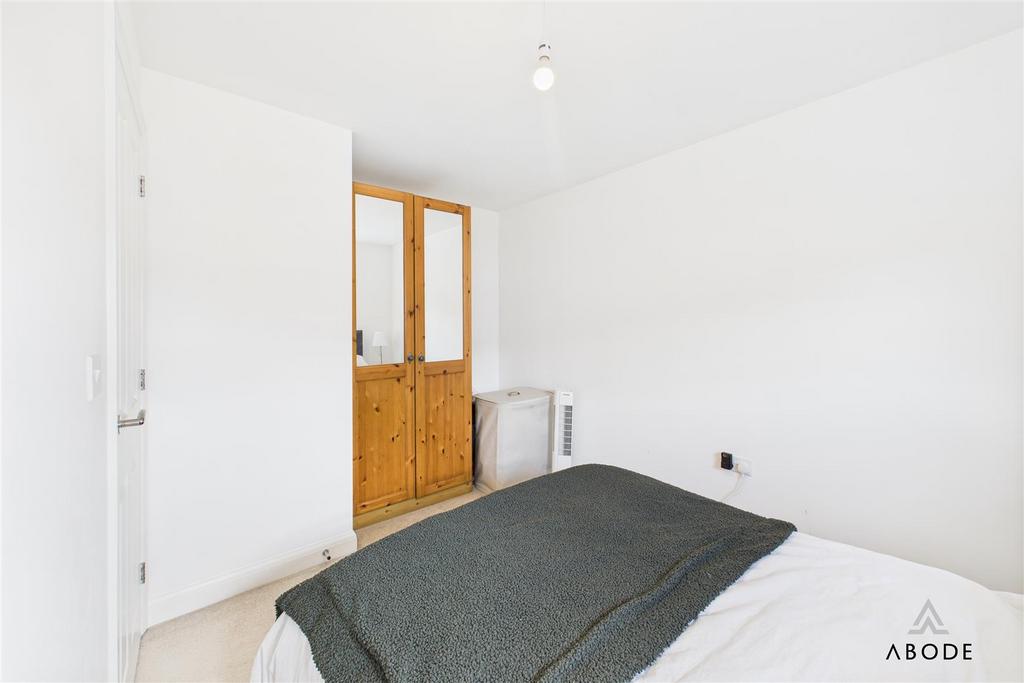 CAM04151 G0-PR0221-STILL017.jpg