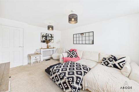 34 Kingstone Road, Uttoxeter, ST14 8WH