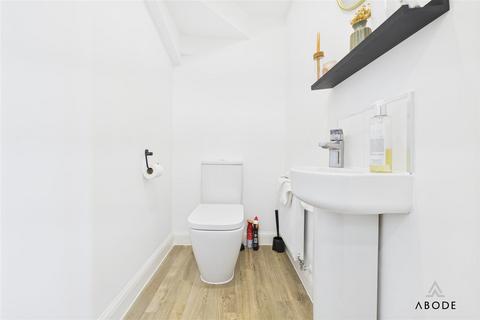 34 Kingstone Road, Uttoxeter, ST14 8WH