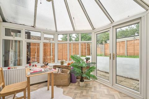 undefined, Sturgess Avenue, Hendon, London, NW4