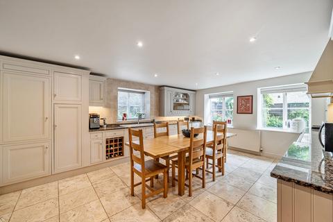 4 bedroom detached house for sale, Main Street, Pannal, HG3