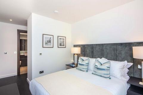 2 bedroom apartment to rent, Charles Clowes Walk, London SW11